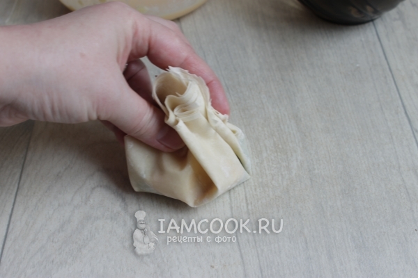 Свернуть мешочком