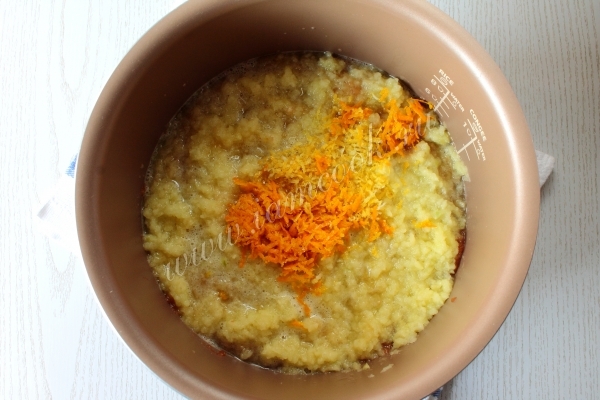 Яблочное пюре с цедрой