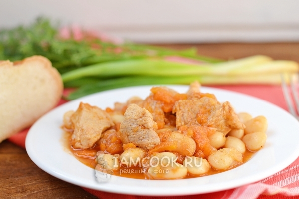 Рецепт фасоли с мясом в мультиварке