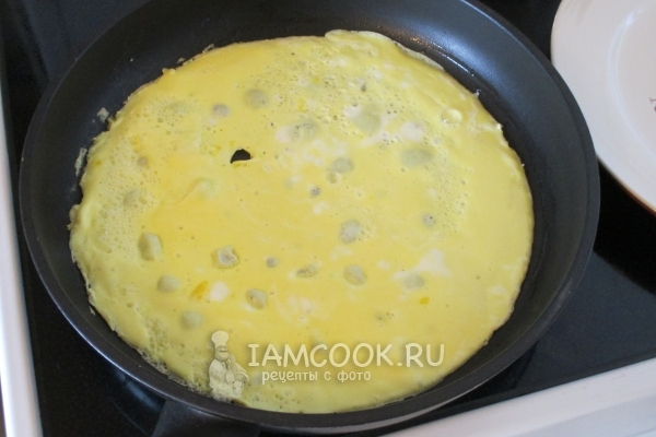Пожарить омлет