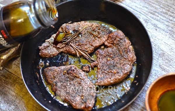 Добавить гранатовый соус