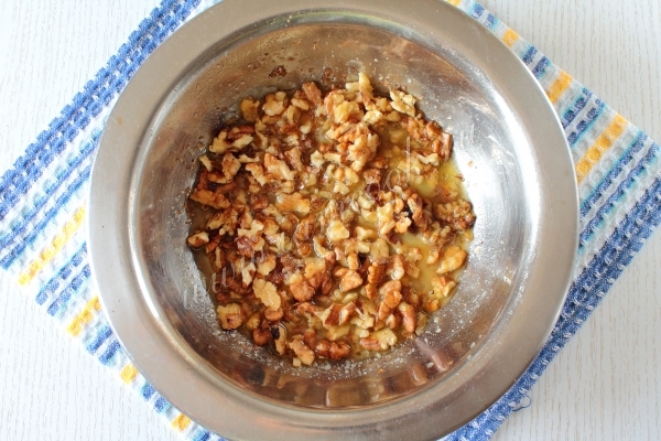 Орехи с масляной заливкой