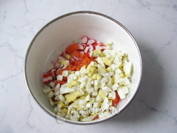 Добавить яйца