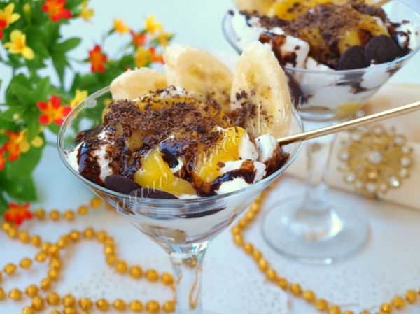 Украсить тертым шоколадом