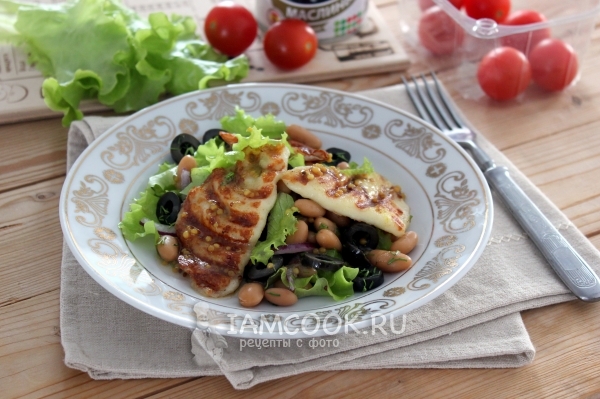 Фото салата из фасоли и сыра сулугуни