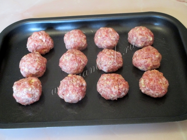 Шведские фрикадельке на противне