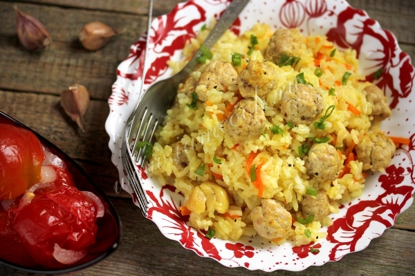 Рецепт плова с куриными фрикадельками