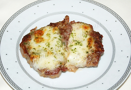 Говядина под сыром моцарелла