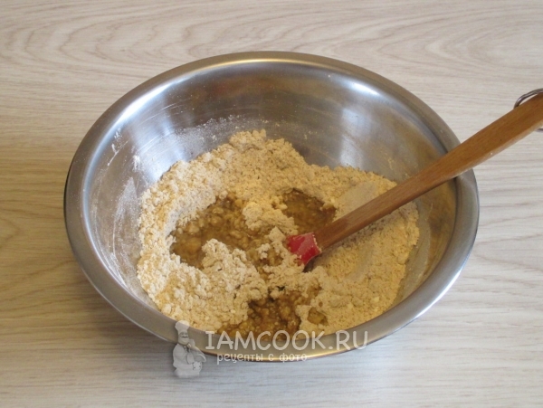 Влить растительное масло