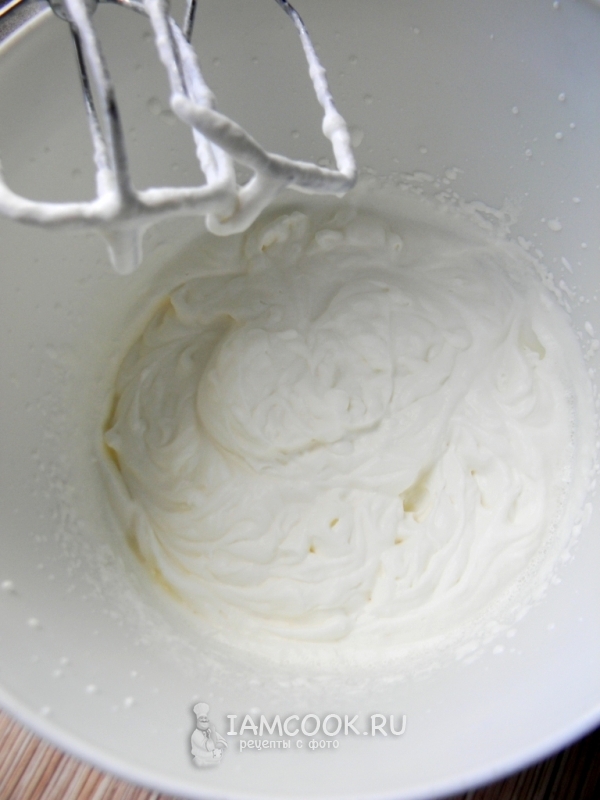 Взбить сливки