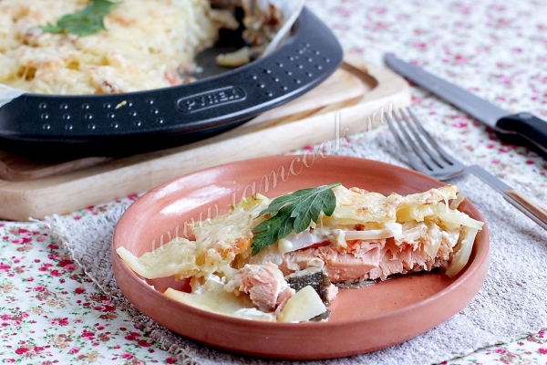 Фото горбуши под картофелем