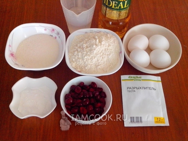 Ингредиенты для кекса с вишней