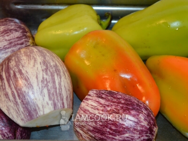 Помыть и почистить овощи