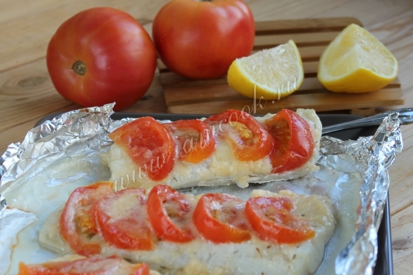 Филе судака с помидорами