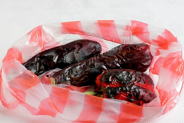 Запеченый перец и баклажан