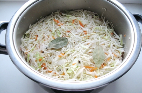 Добавить лавровый лист