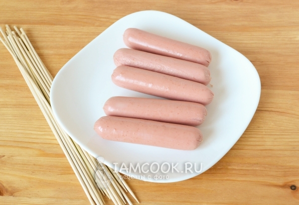 Почистить сосиски