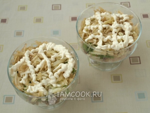 Добавить натертое яблоко