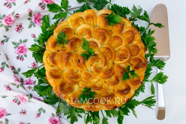 Рецепт мясного пирога Хризантема