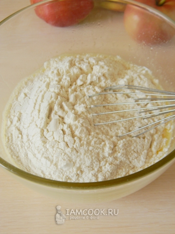 Всыпать муку