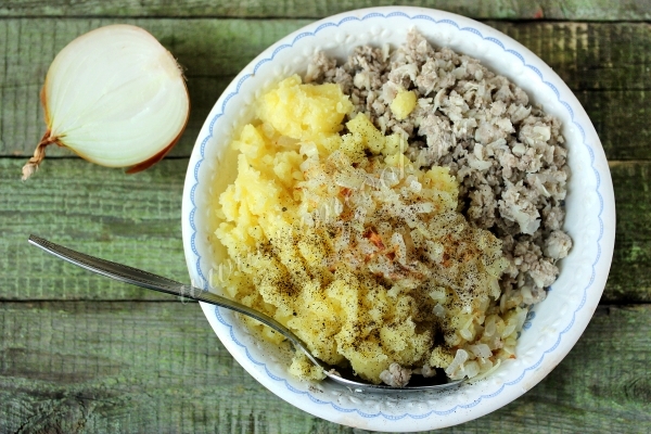 Начинка для вареников с картофелем и говядиной