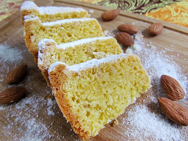 Готовим кукурузный кекс с миндалем