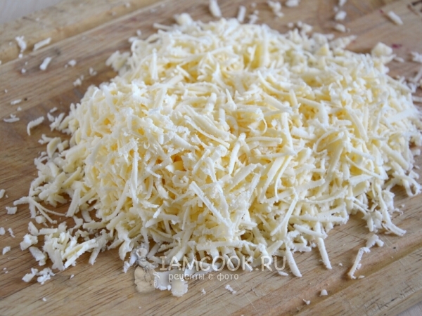 Натереть сыр