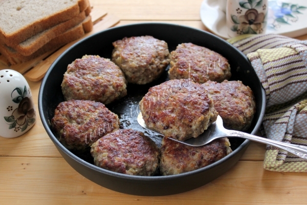 Котлеты из говяжьего фарша