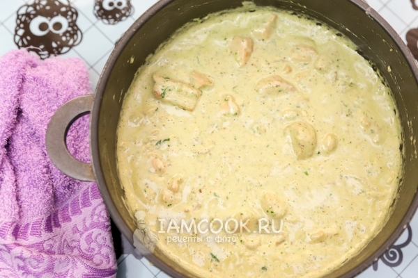 Рецепт куриного филе в сливках с песто из базилика