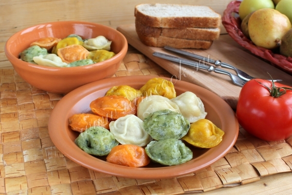 Рецепт цветных пельменей