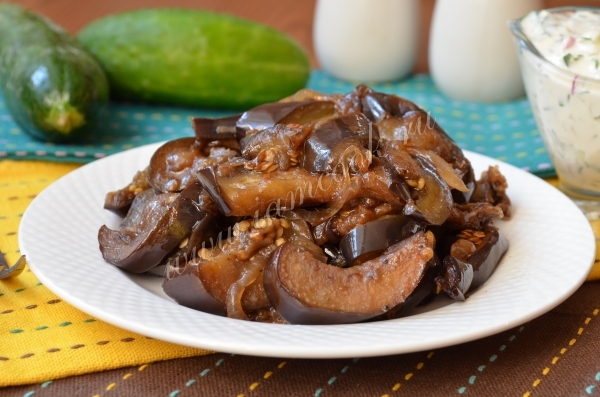 Фото жаренных баклажанов с луком