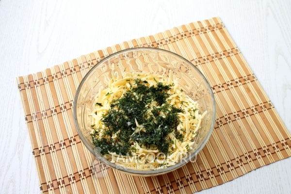 Сыр с зеленью