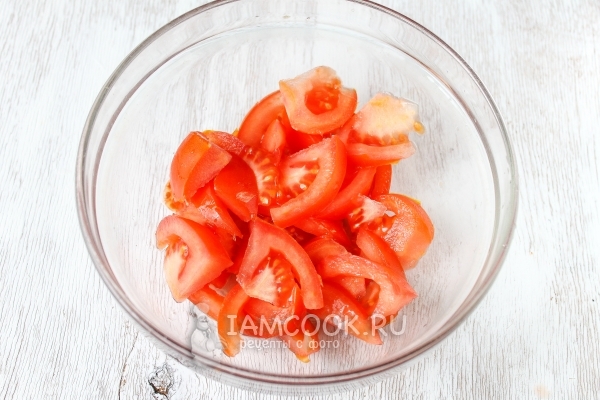 Порезать помидоры