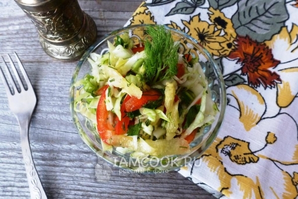 Рецепт салата из капусты, ананаса и сладкого перца