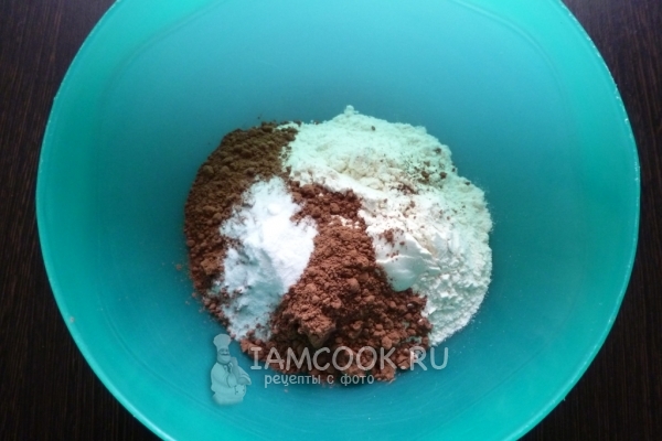 Смешать сухие ингредиенты