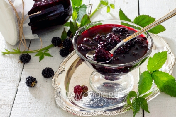 Фото ежевики в собственном соку