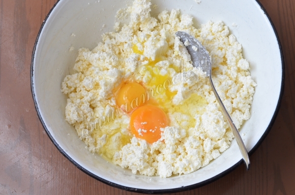 Творог с яйцами