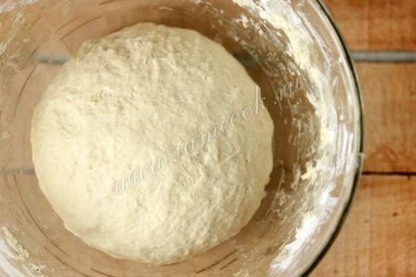 Тесто для пиццы на молоке