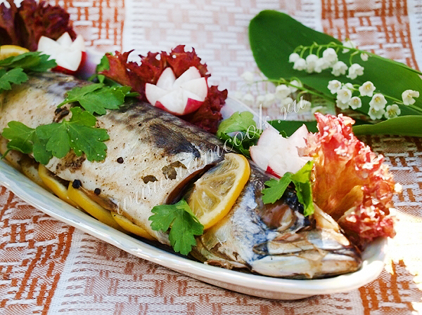 Рецепт скумбрии запеченной в духовке с лимоном