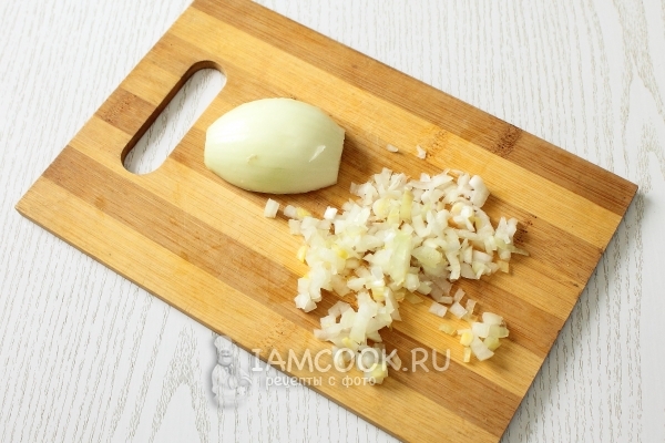 Нарезать лук