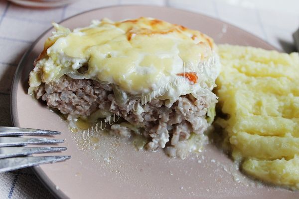 Запеканка с белокочанной капустой и мясом