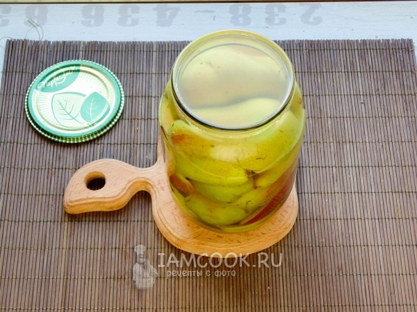 Залить груши водой