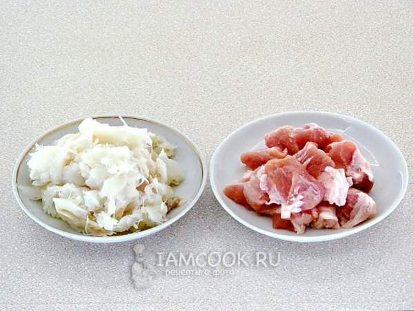 Порезать рыбу и мясо