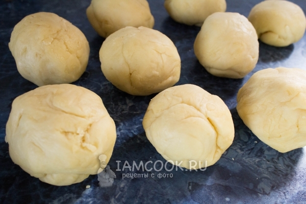 Поделить тесто на части