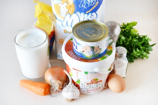Ингредиенты для пирога с рисом и рыбными консервами