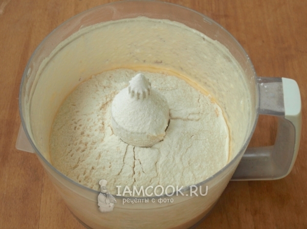 Добавить муку