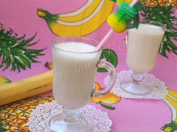 Молочно-банановый коктейль