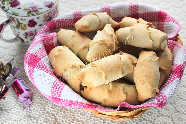 Рецепт рогаликов с вишней