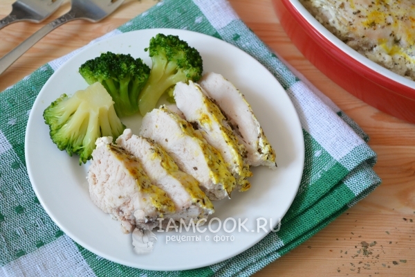 Грудка куриная в кефире в духовке