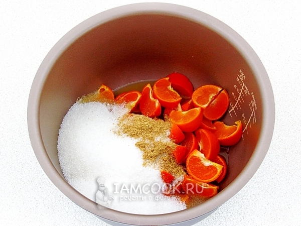 Всыпать сахар и имбирь